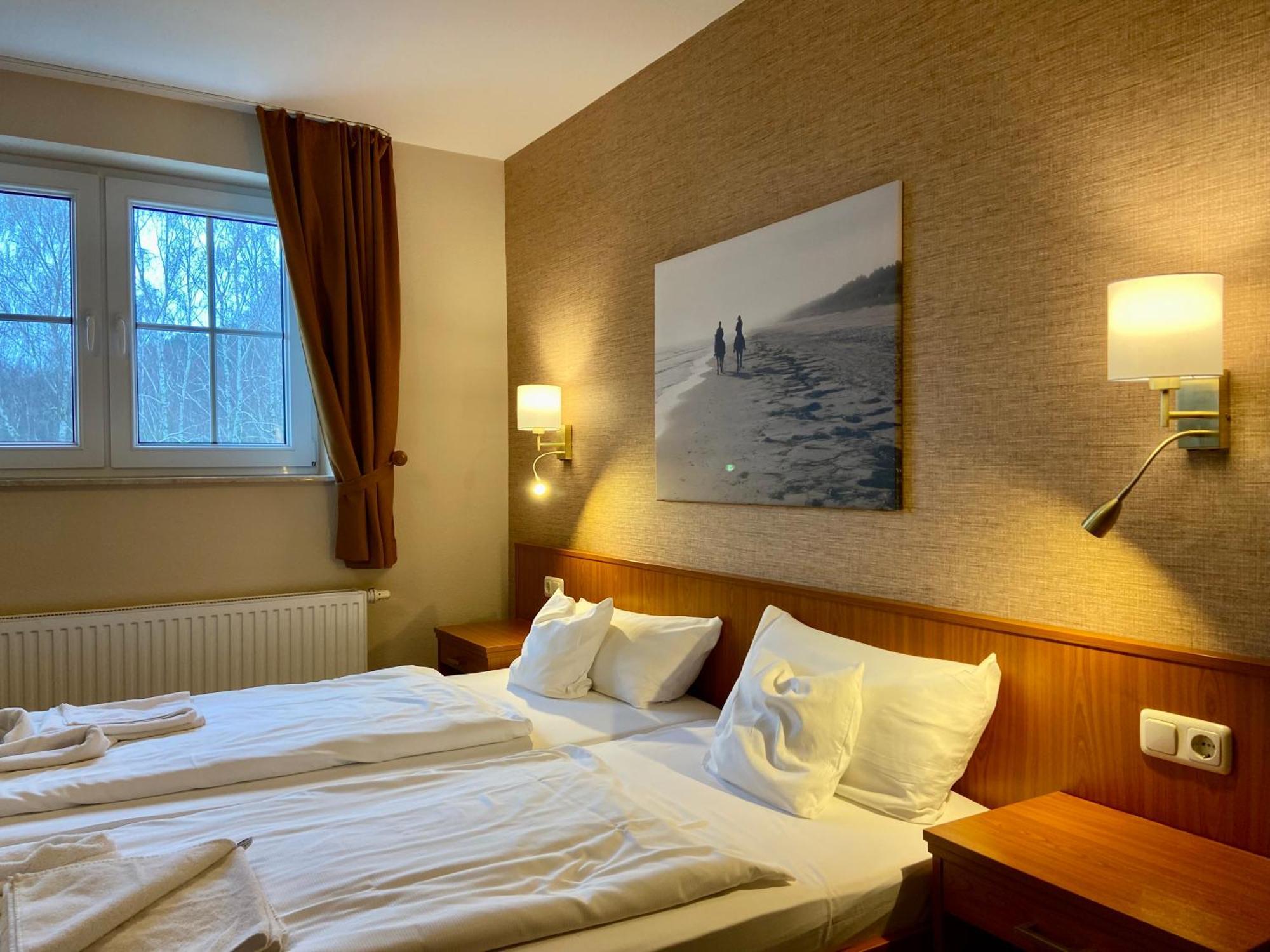 Friesenhof Hotel-restaurant-reitanlage